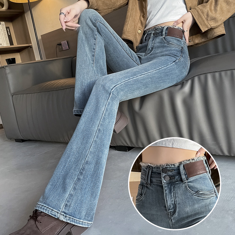 浅蓝色女士加厚微喇牛仔裤女秋
