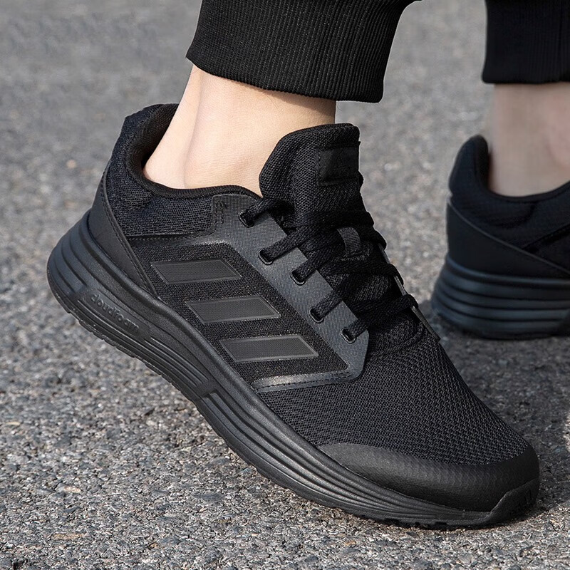 Adidas男鞋春季新款网面休闲运动透气GALAXY黑武士跑步鞋FY6718