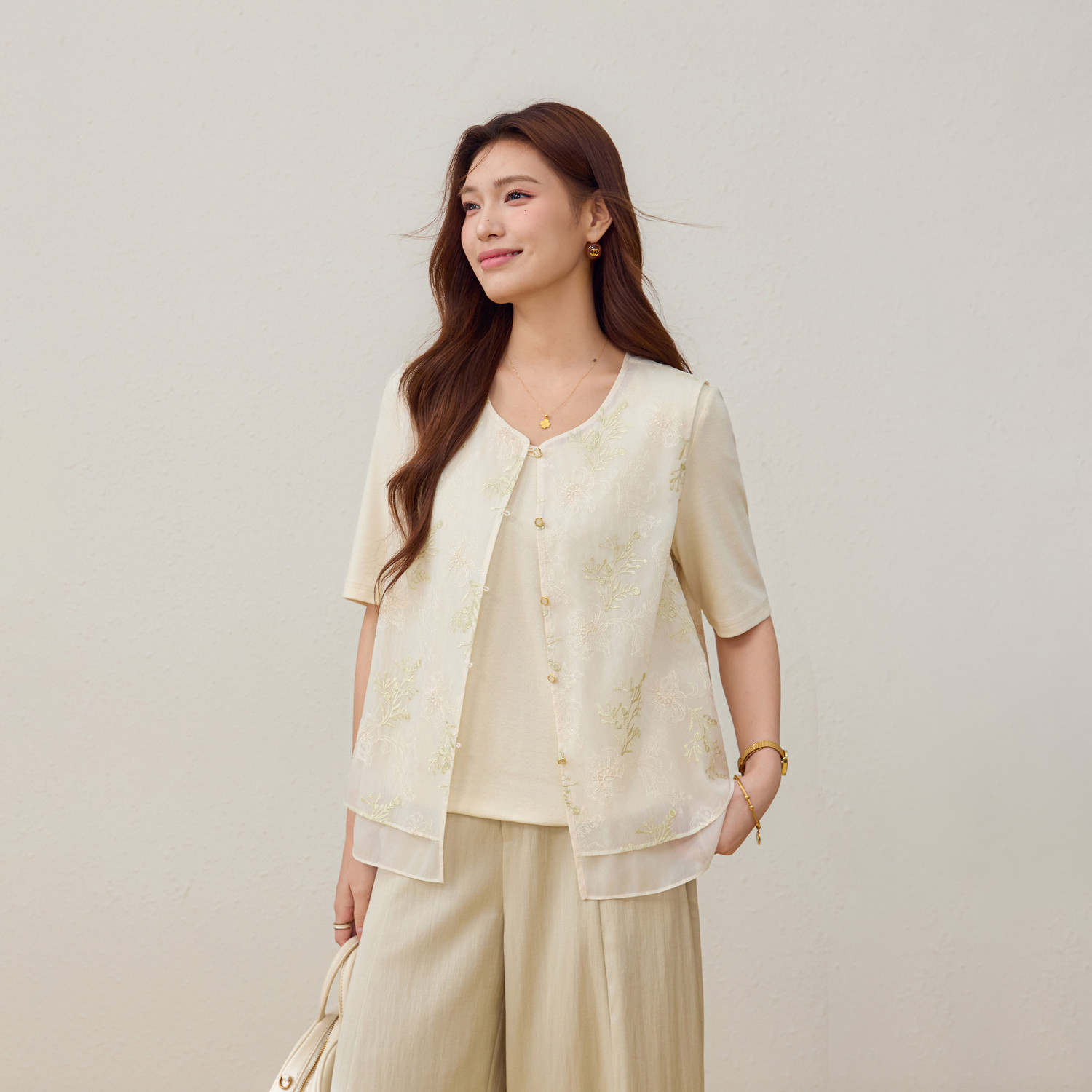 【新中式绣花马甲】纤莉秀大码女装优雅气质开衫胖mm2026夏季新款