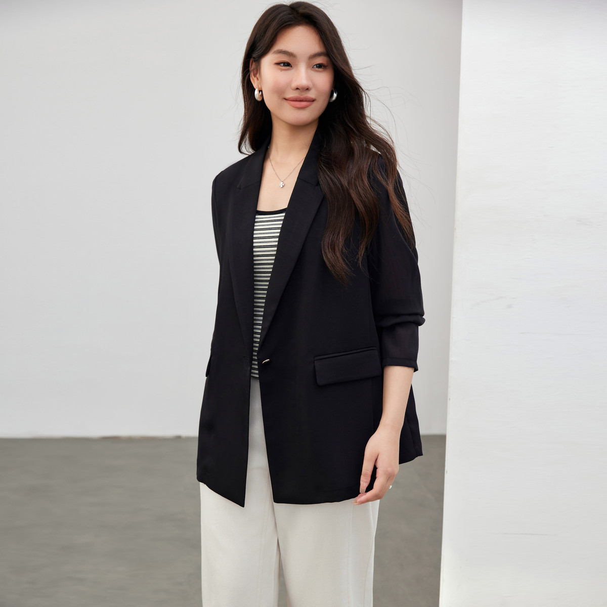 【知性通勤设计感拼接西装外套】纤莉秀大码女装胖mm2025夏装新款