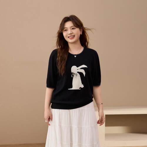 【减龄兔子图案针织衫】纤莉秀大码女装舒适软糯上衣胖mm秋装新款