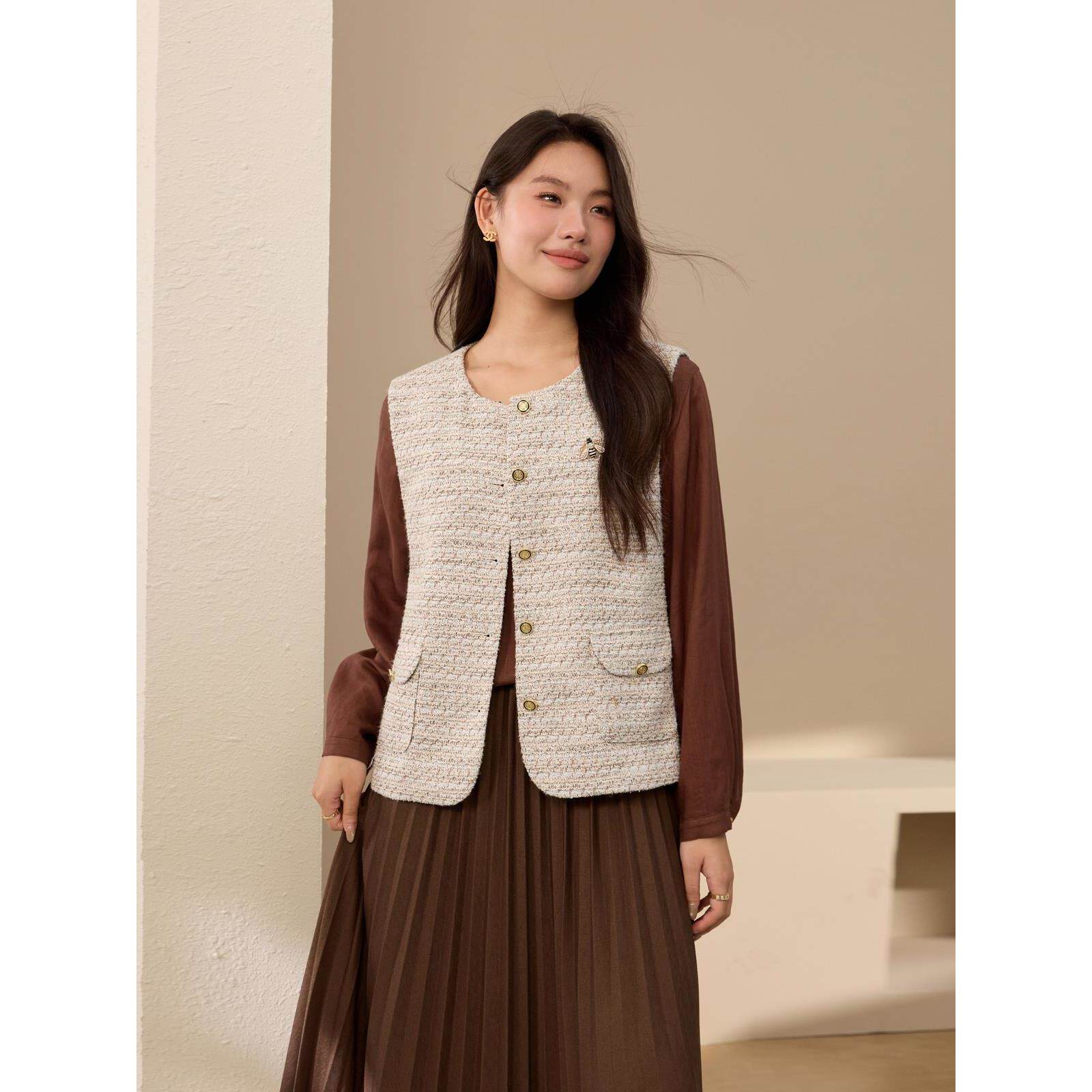 【法式洋气马甲】纤莉秀大码女装简约圆领气质开衫胖mm2025秋新款,女装/女士精品,常规大码外套,淘宝优惠券,粉丝福利购,淘宝优惠卷