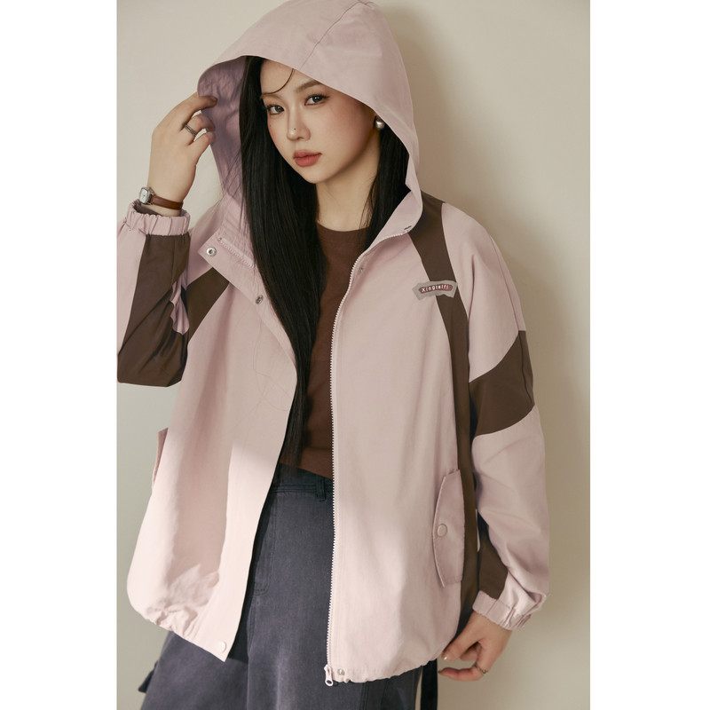 纤莉秀大码女装时髦撞色冲锋衣个性连帽百搭外套胖mm2024秋装新款
