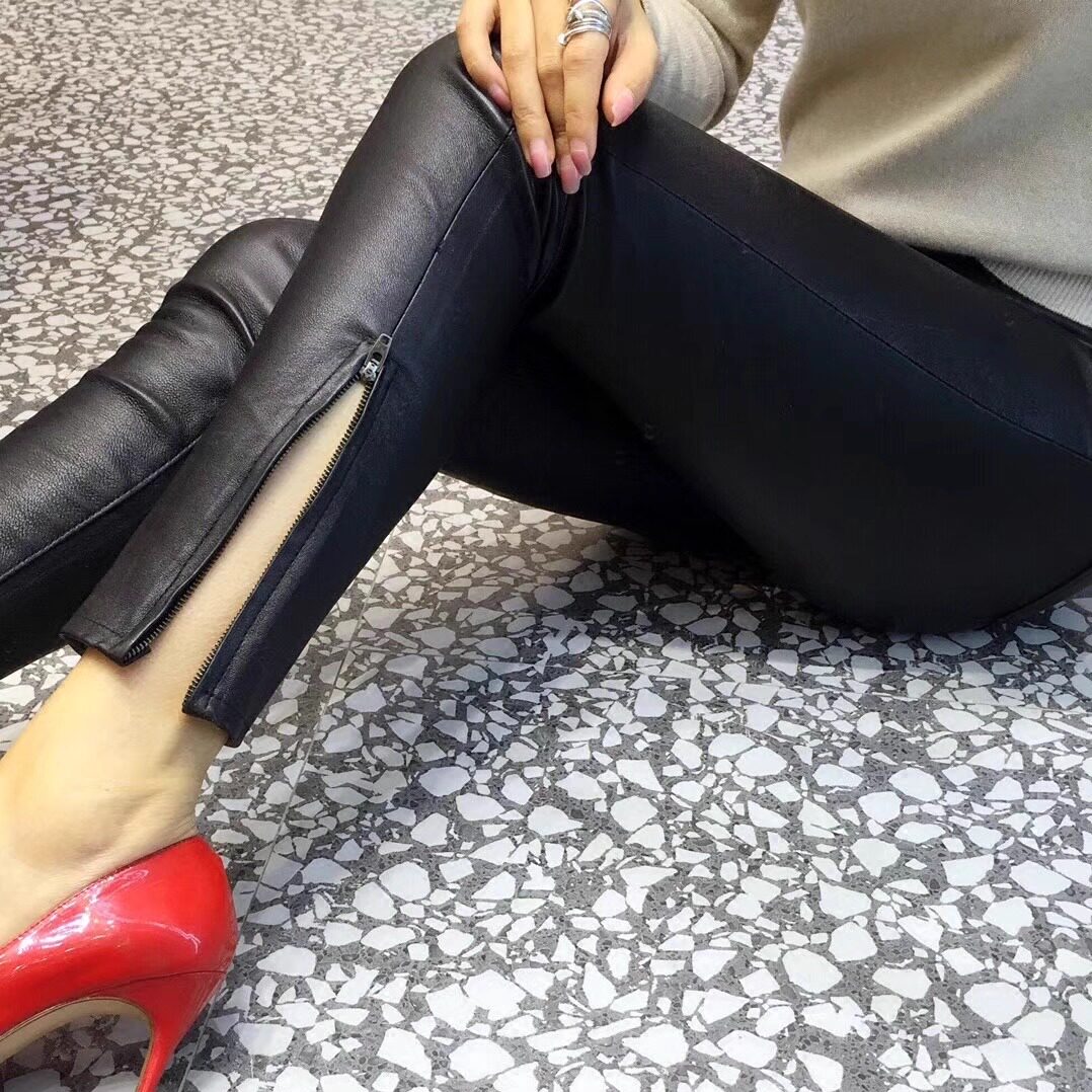 皮裤女不会裂皮2026早春高腰黑色紧身保暖裤子小脚外穿打底裤欧货
