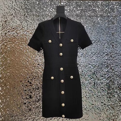 淑女风A字裙冰丝针织纯色金属扣.