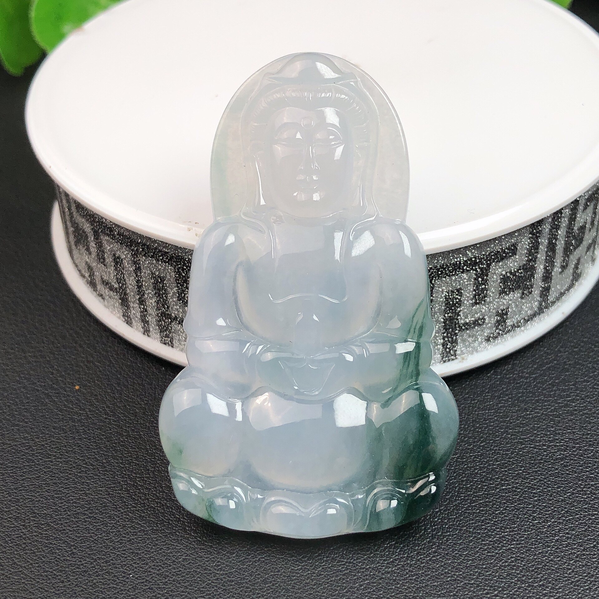 缅甸天然A货翡翠玉石玉坠冰种飘花正装观音菩萨吊坠