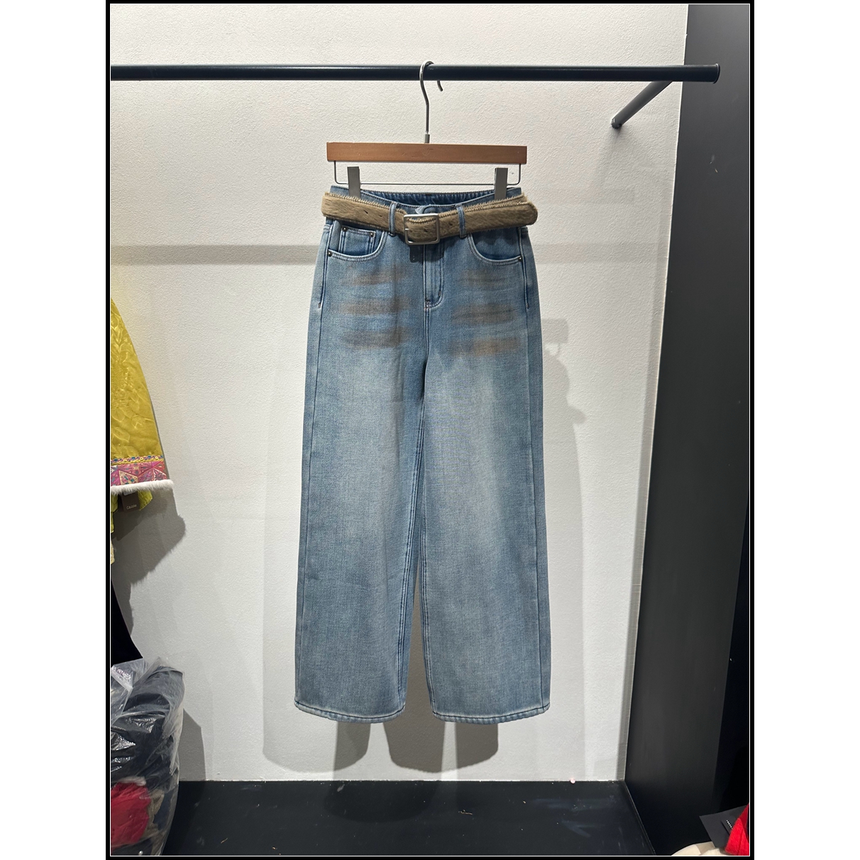 复古高腰做旧直筒牛仔裤