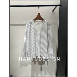 白色条纹V领蕾丝拼接长袖 26早春新款 T恤女 韩钰DESIGN