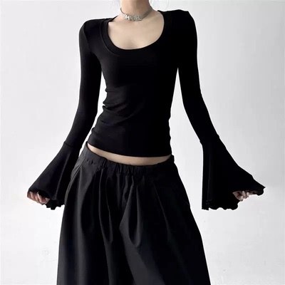 喇叭袖时髦打底2025新款设计T恤修身显瘦上衣喇叭袖上衣洋气穿搭