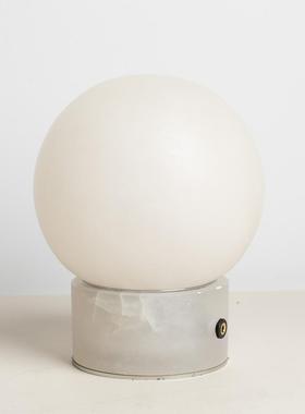 Urbanicon通用领带装饰摆件