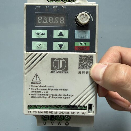 金田JT100变频器，型号EB0004G1，220V单相，0—议价
