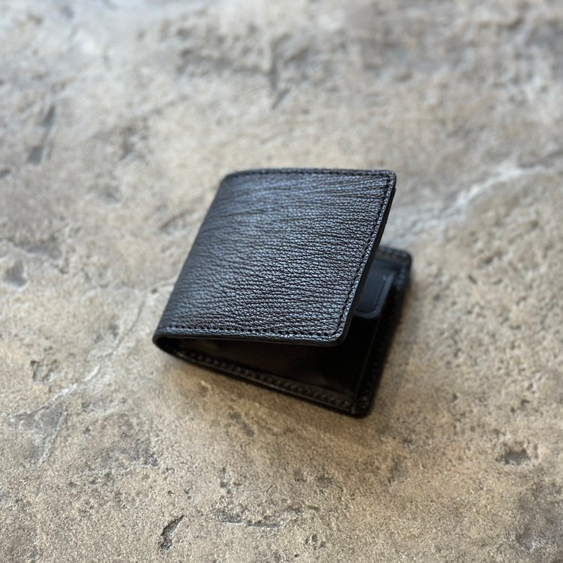 官方代理日本kc,s鲨鱼皮配牛皮美式休闲商务男士二折短款钱包财布