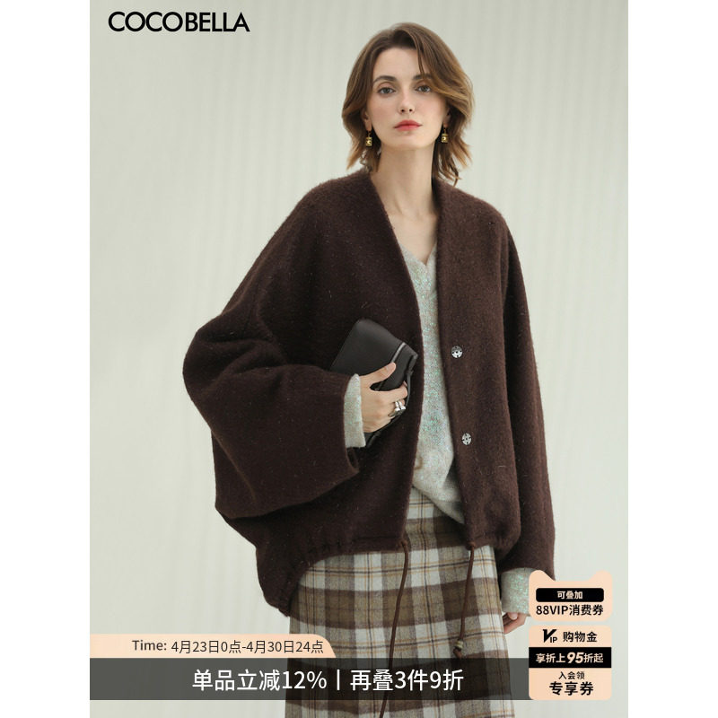 COCOBELLA蝙蝠袖休闲毛呢外套秋冬水波纹质感斗篷呢子大衣WL3222