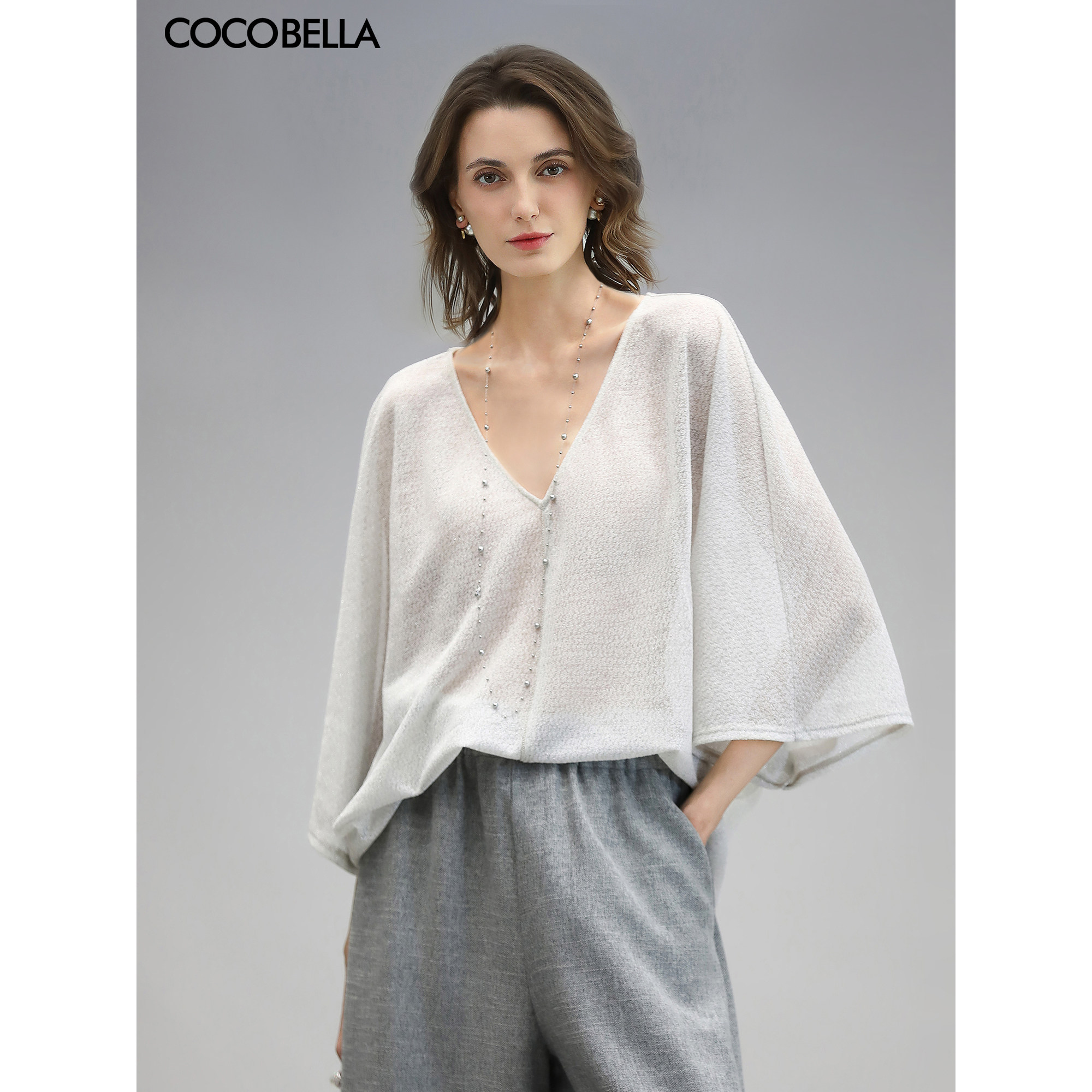COCOBELLA细闪银葱针织衫女夏宽松遮阳T恤慵懒风V领罩衫TS3196