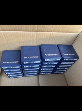 PCB 353B15美国压电加速度传感器002P10空盒子