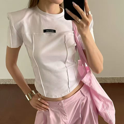 美式贴标圆领垫肩鱼骨线修身短袖T恤女夏季休闲百搭显瘦辣妹上衣