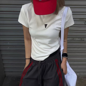 Maomao韩系夏季新小众设计感圆领刺绣后背织带T恤女百搭显瘦上衣