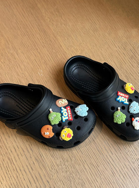 【2831人看过】小怪兽儿童洞洞鞋