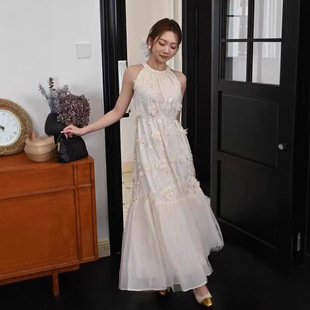 缇娜米苏2025夏季新款A字版公主无袖吊带裙度假风拼接长款连衣裙