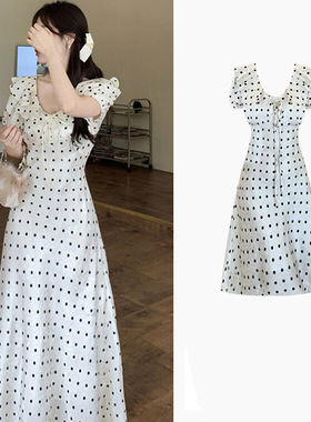 大码温柔风法式荷叶边波点连衣裙女夏季2025新款收腰显瘦白色裙子