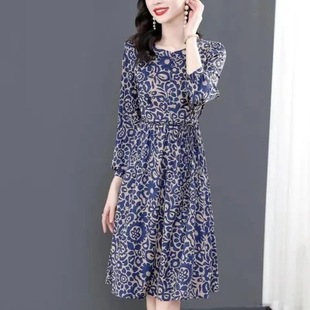 2024秋冬新款 连衣裙女气质名媛碎花高级青花瓷圆领裙子