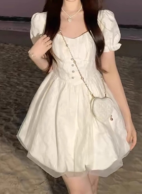 奶甜初恋小个子蓬蓬花苞裙女夏季新款设计感网纱气质白色连衣裙子