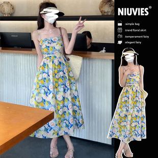 甜美吊带碎花连衣裙子女夏季 度假沙滩高级感气质显瘦长裙 2025新款