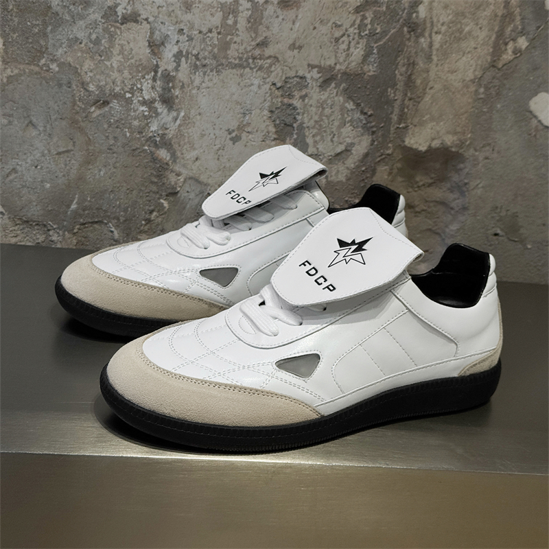 圆头翻盖系带德训鞋男子青年百搭休闲新款复古跑鞋运动板鞋阿甘鞋