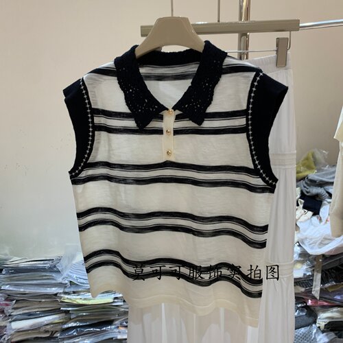 韩版撞色钩花翻领飞袖针织衫女
