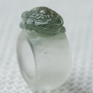 原创扳指 水晶男女款金蟾戒指 个性设计风水聚财三脚蟾蜍嘴含钱币