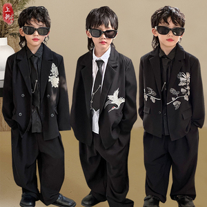 新中式男童西装套装潮帅气时髦2025春秋儿童休闲西服男孩演出礼服