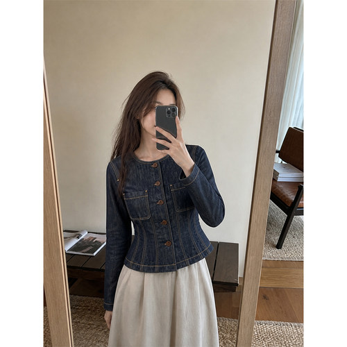 韩系温柔风牛仔外套女秋季设计感小众百搭显瘦气质通勤短款上衣