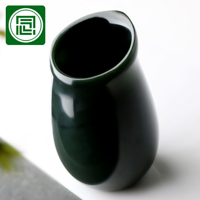 念玉新疆和田玉分酒器白酒玉石杯子天然青玉酒杯醒酒大容量公道杯