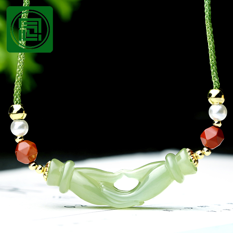 念玉天然和田玉项链玉石佛手挂件青玉吊坠立体双手一生守护男女款