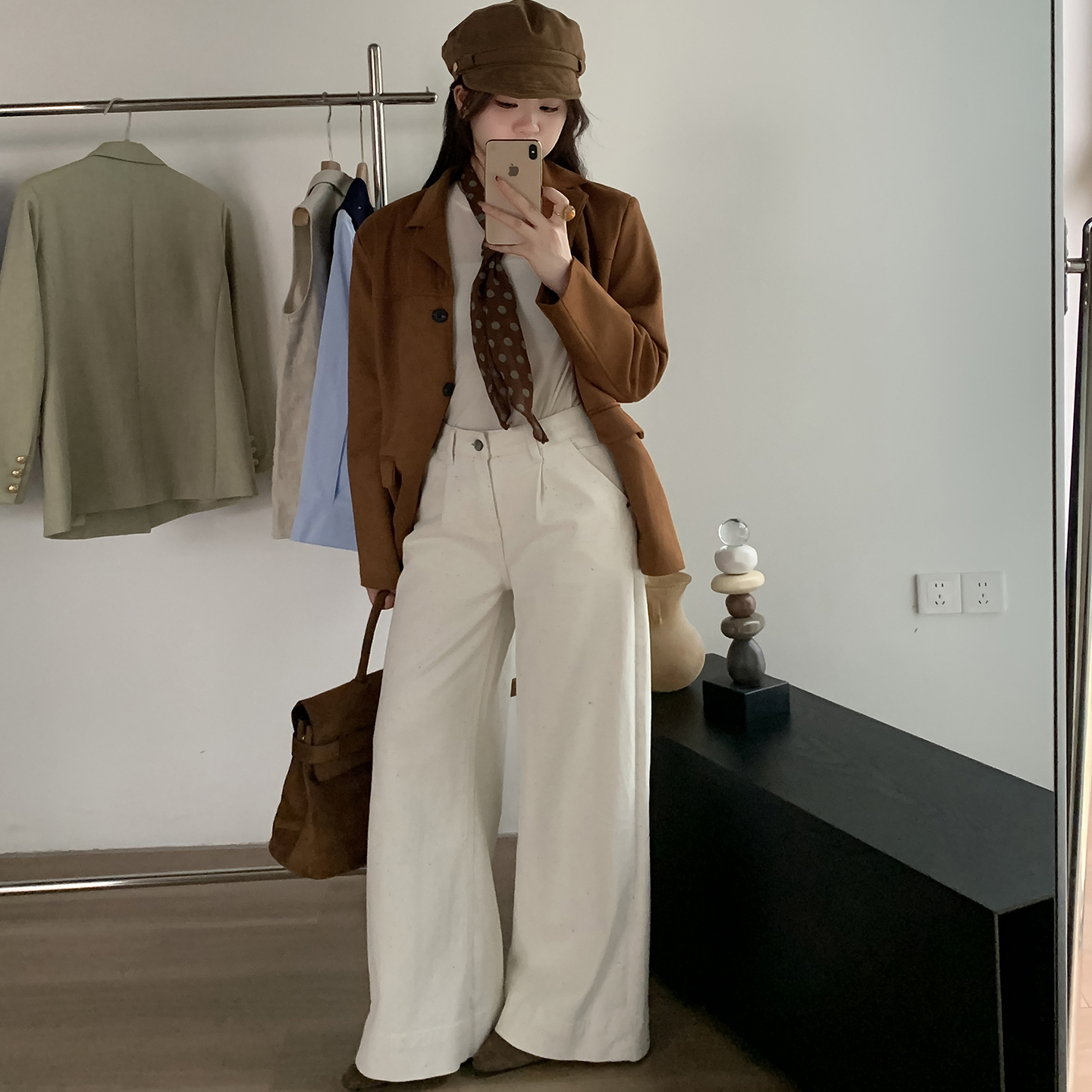 右格Jeans牛仔裤女2025秋季新款高腰显瘦杏色阔腿直筒裤#Y59032