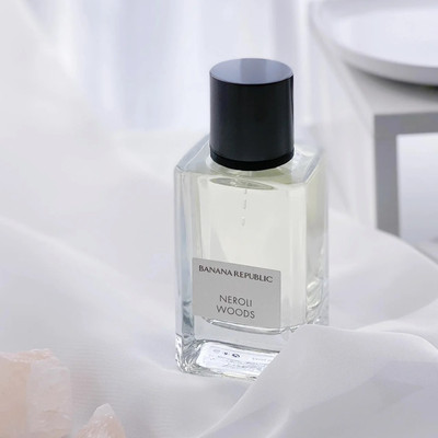 Banana Republic香水木质橙花油香蕉丝柏雪松香水