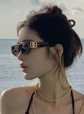 B欧美风三角猫眼太阳眼镜拽姐新款潮凹造型时尚街拍超黑墨镜女ins