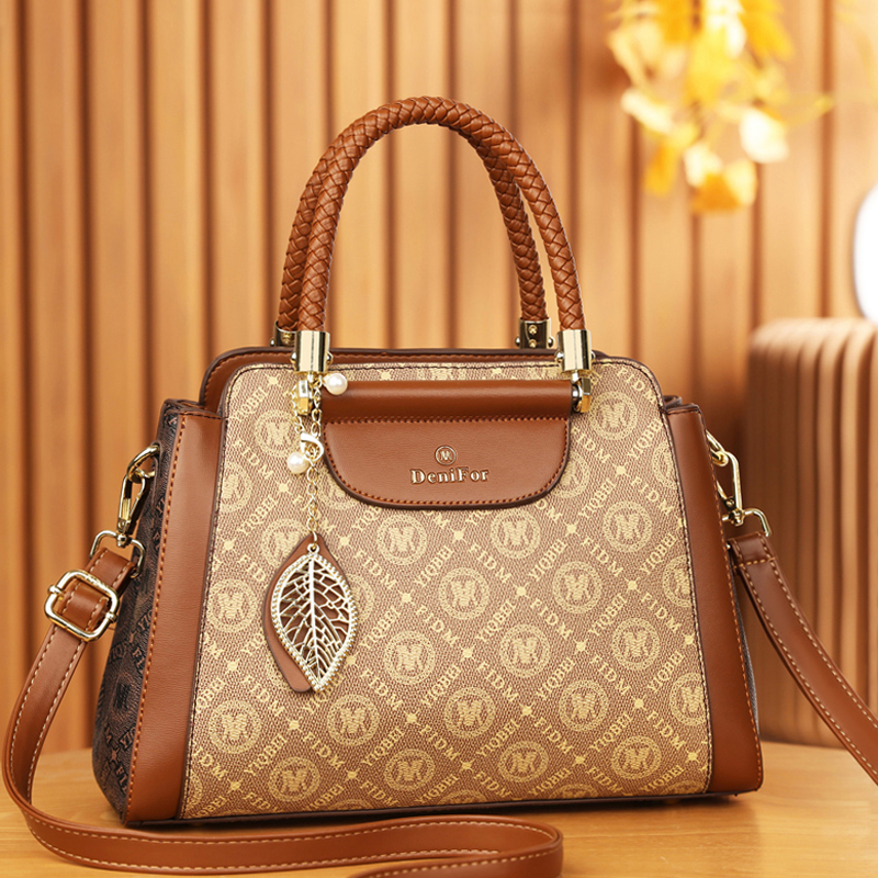 轻奢高级感手提包休闲大容量女包