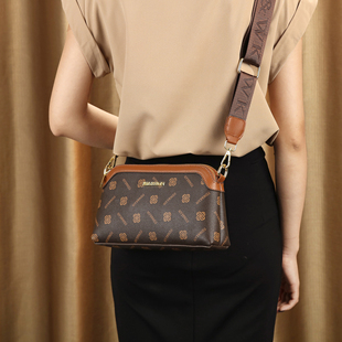 宽肩带轻便手机包包女2026新款斜挎包手拿高级感迷你小挎包送妈妈