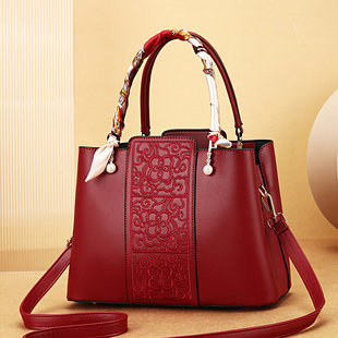 红色婚包女妈妈包大气高级感2026新款喜婆婆婚宴包手提斜挎结婚包