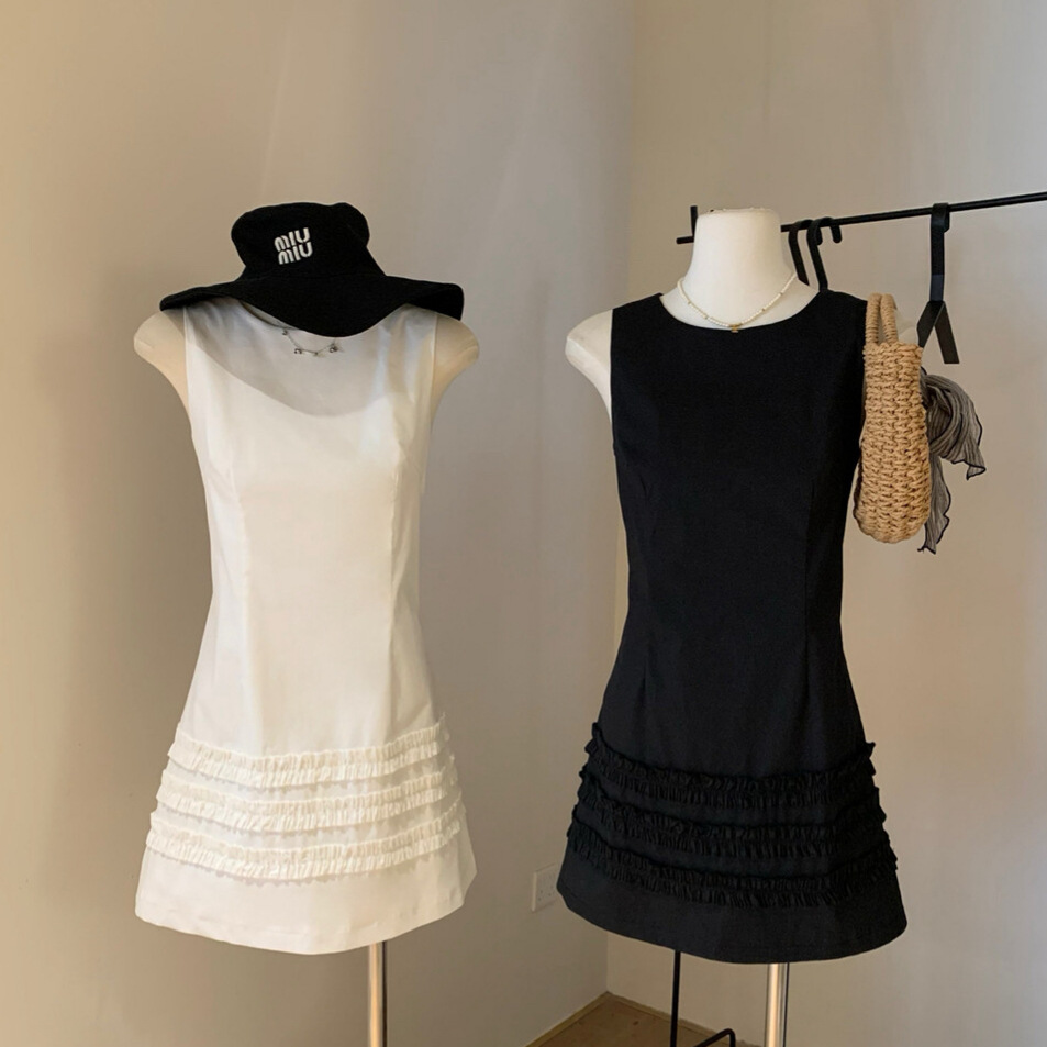 清仓不退换度假风温柔收腰短裙简约纯色下摆木耳边无袖连衣裙W622