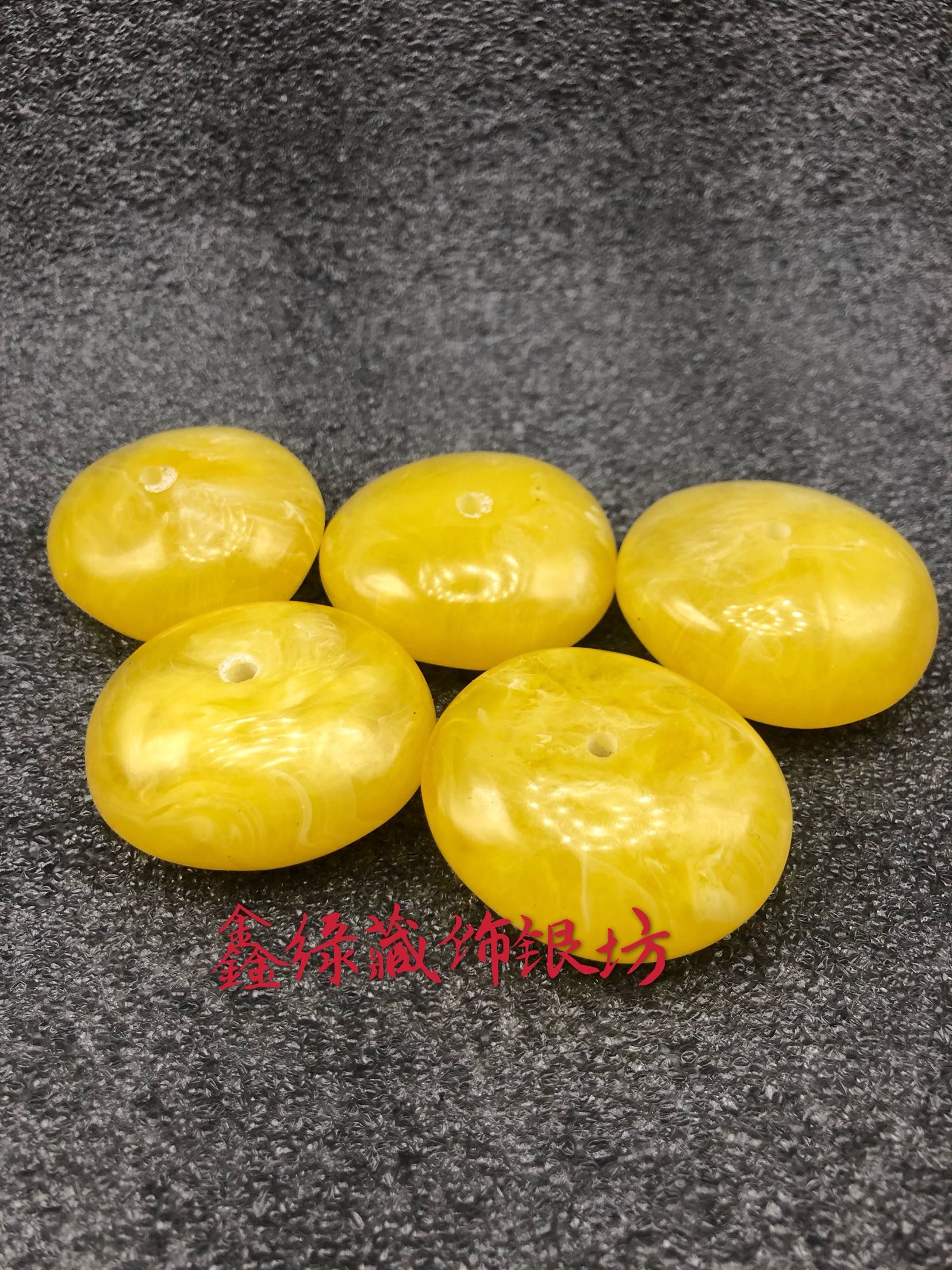 做各种头饰发饰仿真蜜蜡珠子鸡油黄光亮圆润