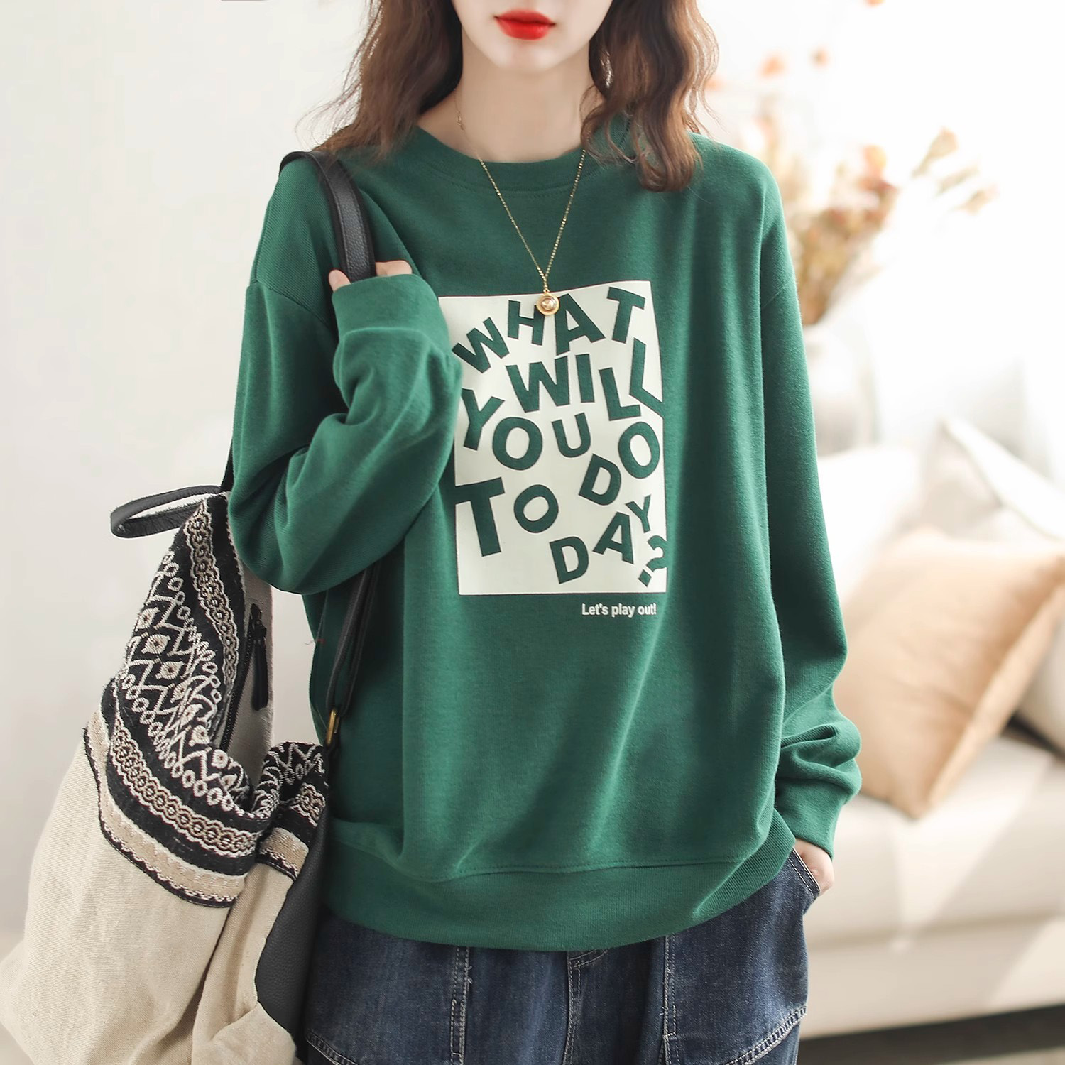 高级绿秋季新款卫衣文艺复古印花简约洋气大码女装上衣纯棉长袖潮