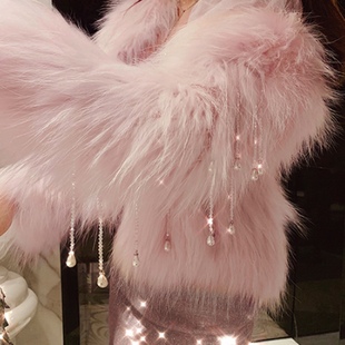 2025冬装新款仿狐狸毛时尚貉子毛手工串珠大衣女皮草外套女冬短款