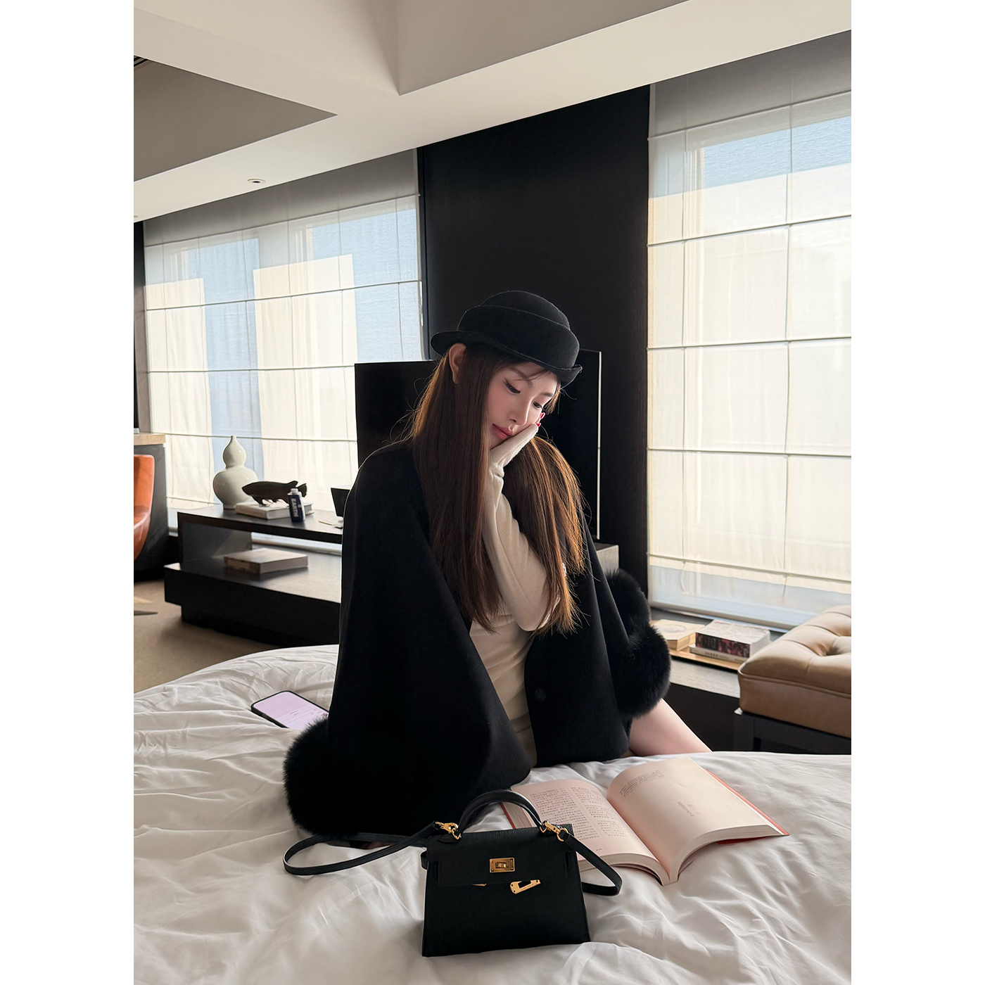 WUSTER  卡其色羊毛斗篷大衣短款毛领外套2025秋冬新款高级感