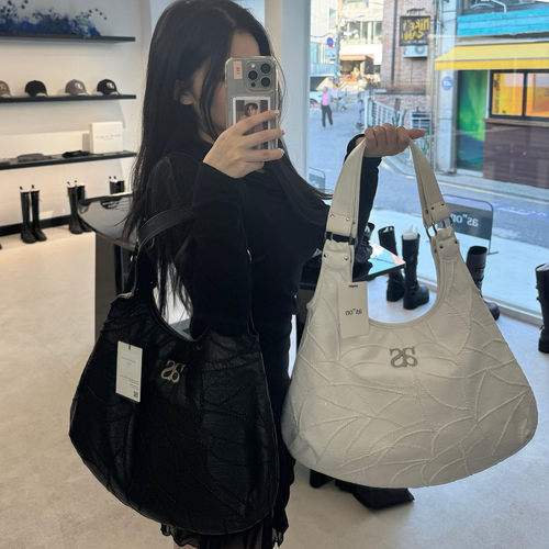 2026春夏韩国小众ason月牙包大容量机车包hobo单肩腋下手提托特包
