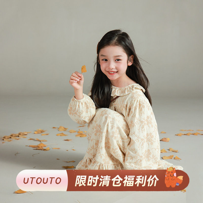 utouto春秋十字绣绣花连衣裙图片