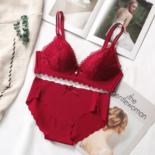 AH无钢圈文胸套装本命年红色结婚新娘聚拢小胸薄款蕾丝胸罩内衣女