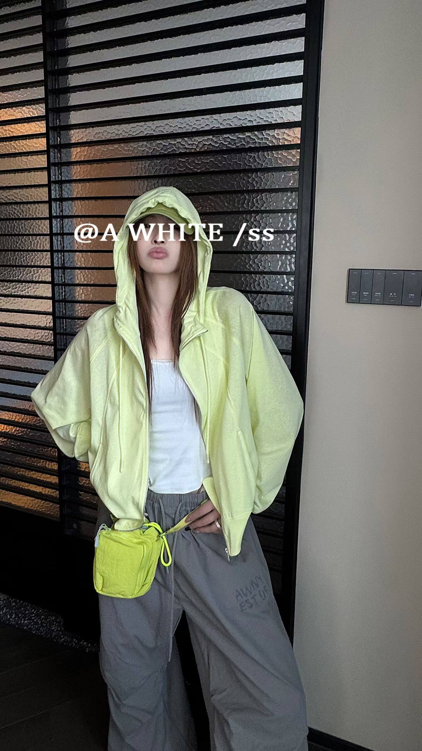 白色2679连帽宽松短款防晒上衣拉链开衫外套女卫衣春夏季薄款