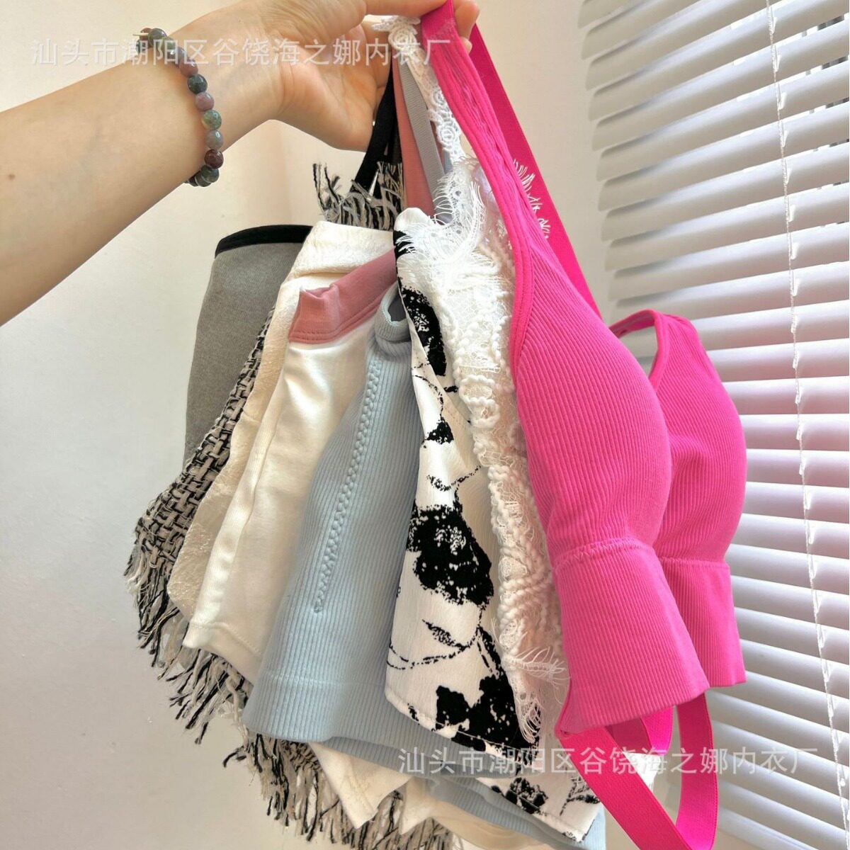 带胸垫吊带小背心女内搭夏辣妹美背运动显瘦外穿打底修身无袖